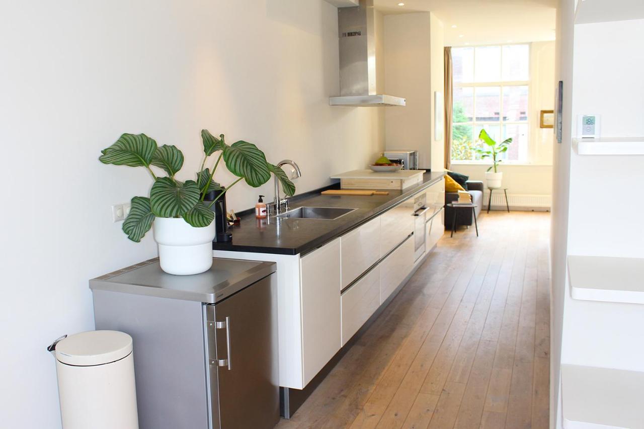 The Canalview Retreat Amsterdam Exterior photo